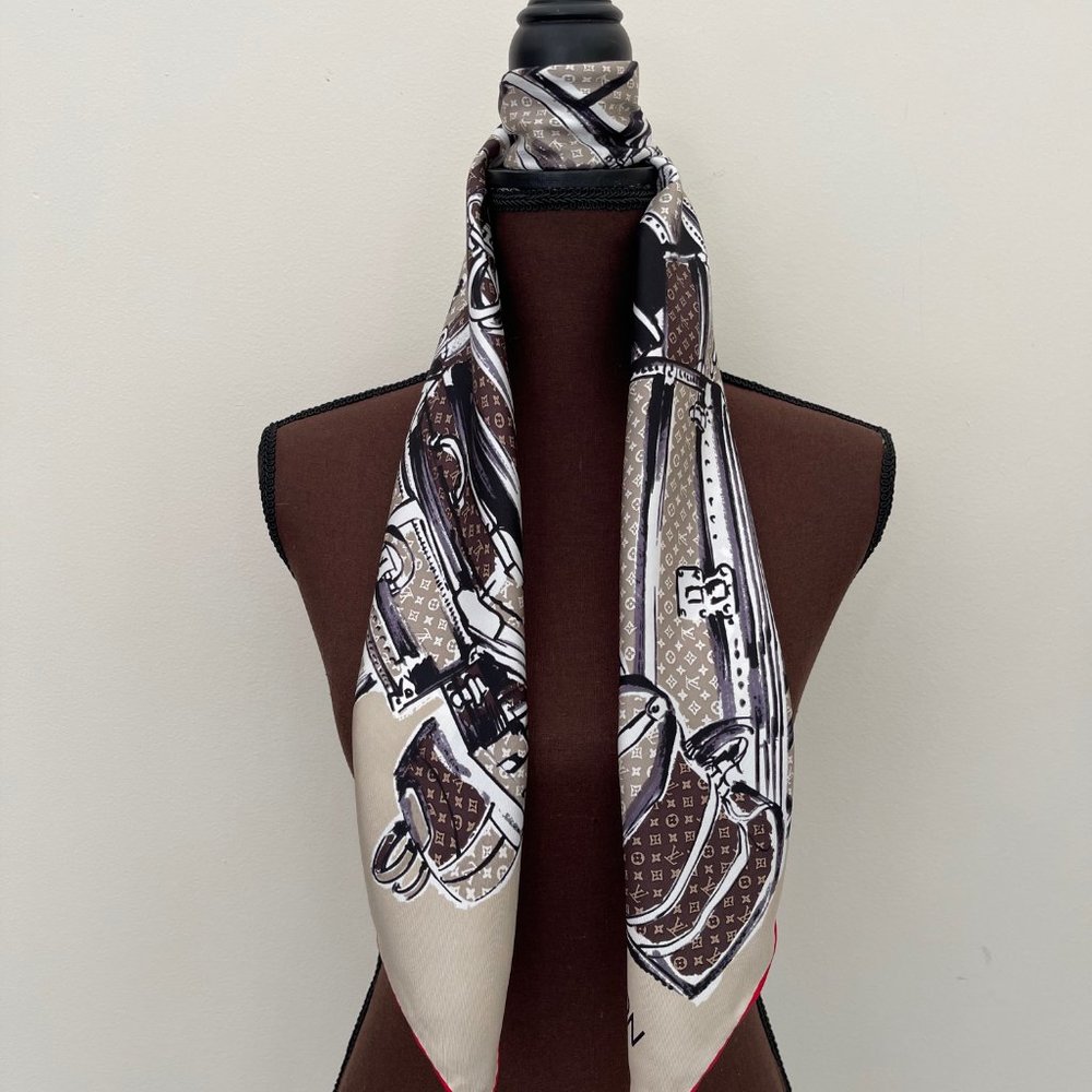 Louis Vuitton Scarf Trunks Monogram Beige Brown Silk Wrap - Picture 13 of 14